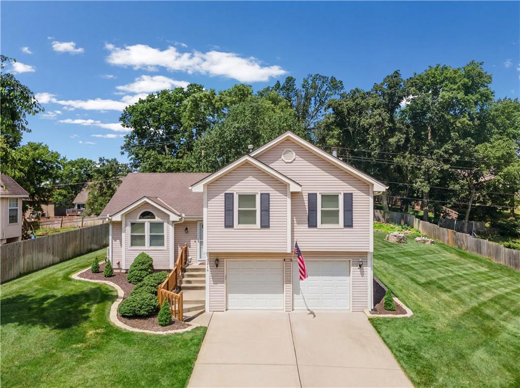 3212 Bryn Mawr Drive, Independence, MO 64057