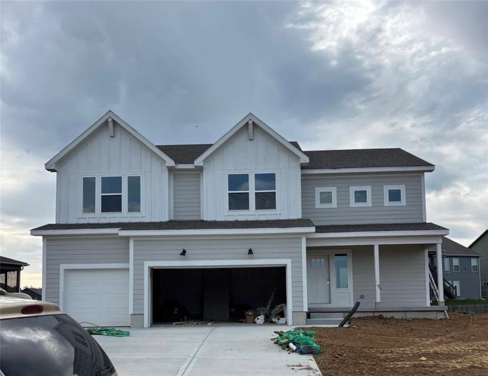 16657 Lawson Street, Olathe, KS 66062