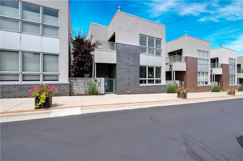 514 Oak Street, Kansas City, MO 64106