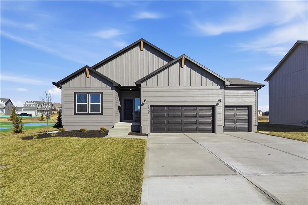 16649 Lawson Street, Olathe, KS 66062