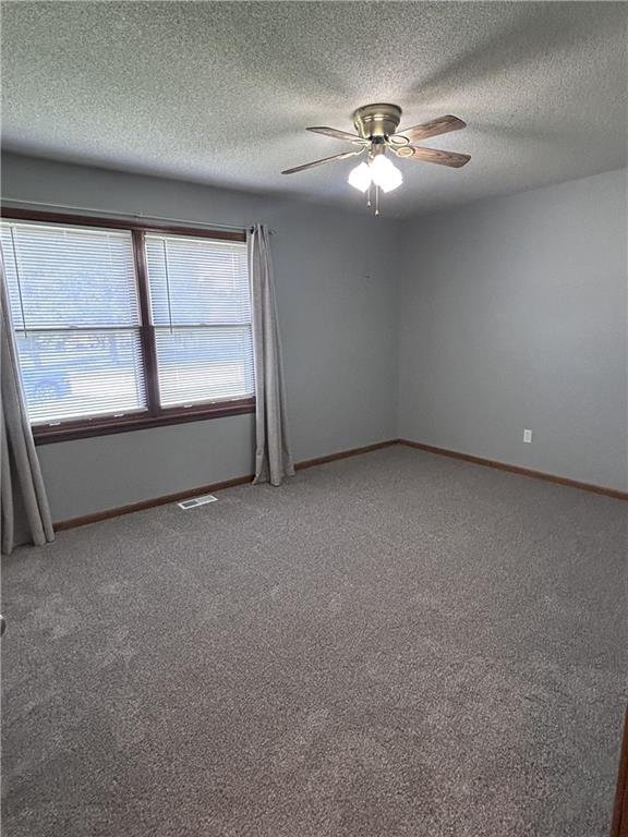 227 E Colleen Drive, Gardner, KS 66030