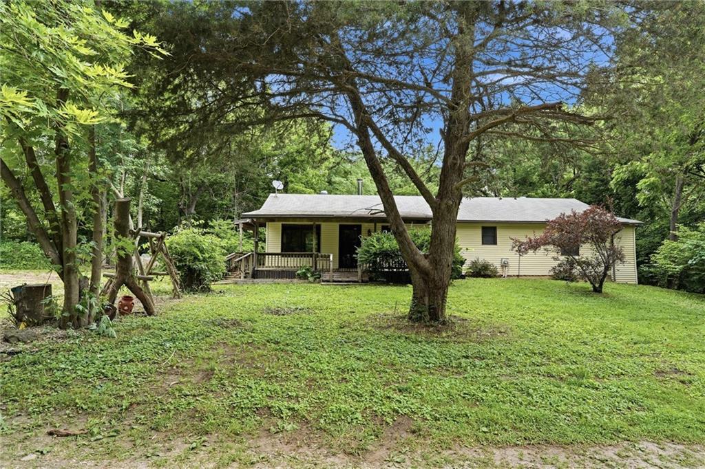 17052 Dempsey Road, Leavenworth, KS 66048