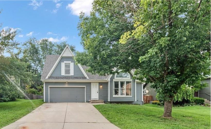 12435 S Parker Terrace, Olathe, KS 66061