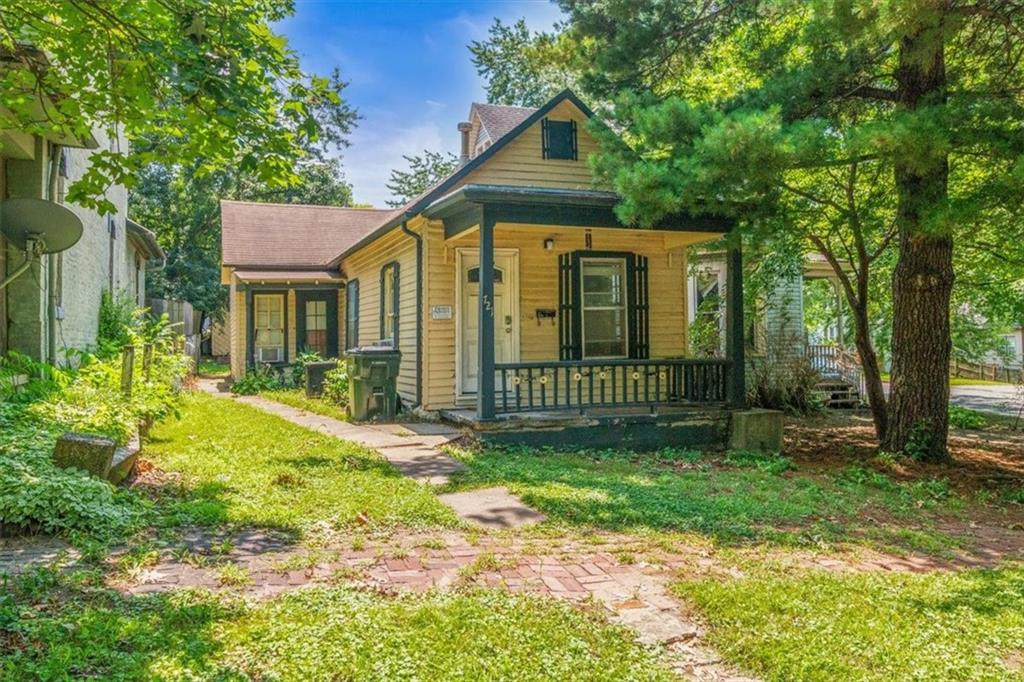 721 Olive Street, Leavenworth, KS 66048