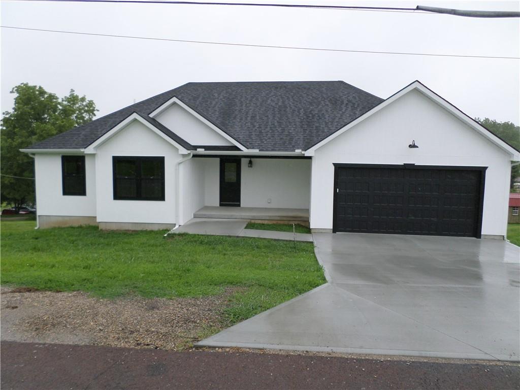 210 S Park Street, Troy, KS 66087