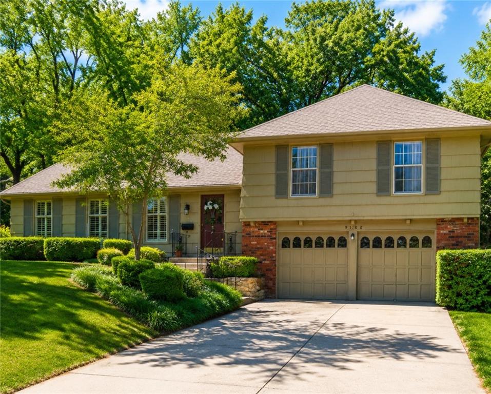 9108 W 106th Street, Overland Park, KS 66212