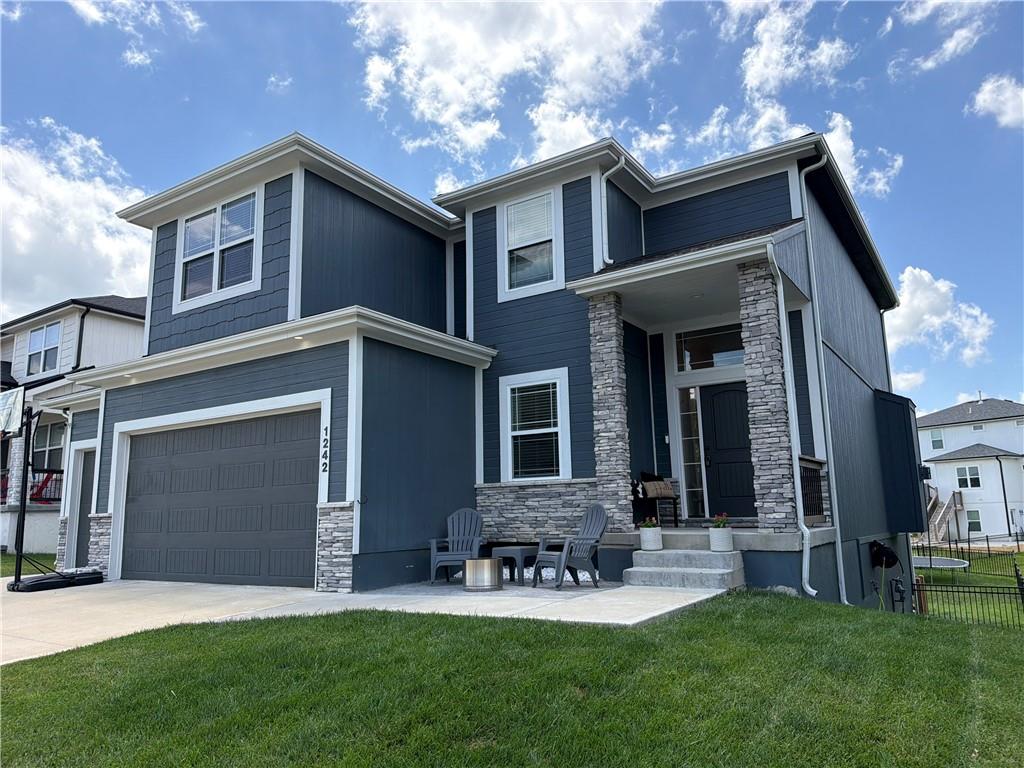 1242 Hillmann Lane, Warrensburg, MO 64093
