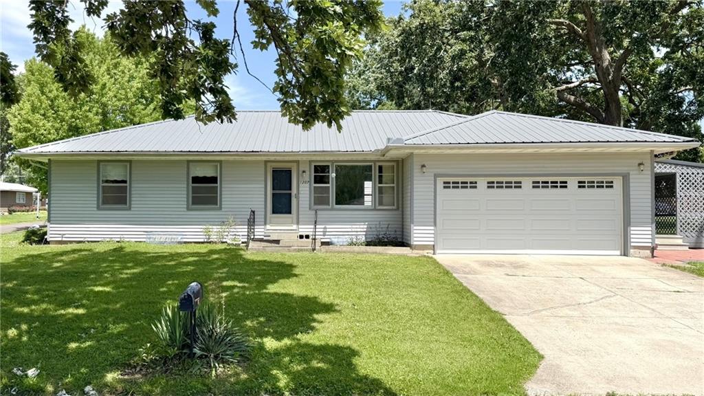 1207 Scott Street, Trenton, MO 64683
