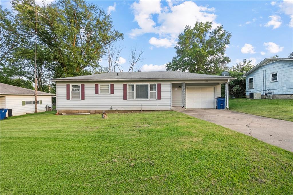 1305 Hibbard Street, Coffeyville, KS 67337