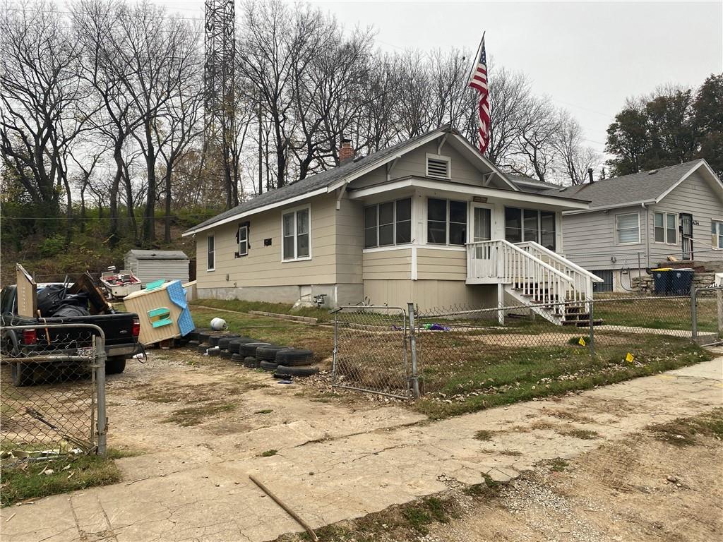 436 Tullis Avenue, Kansas City, MO 64125