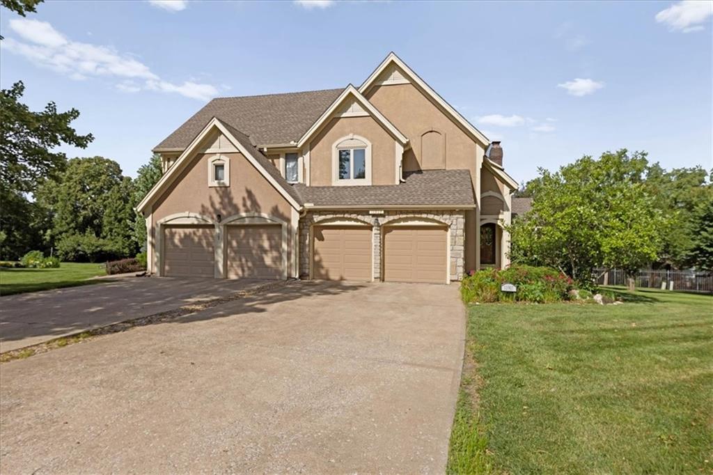 11907 Westgate Street, Overland Park, KS 66213