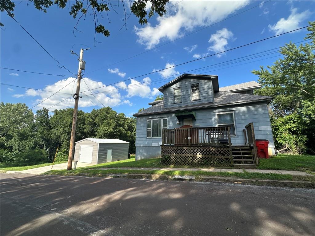 135 N 11th Street, Lexington, MO 64067