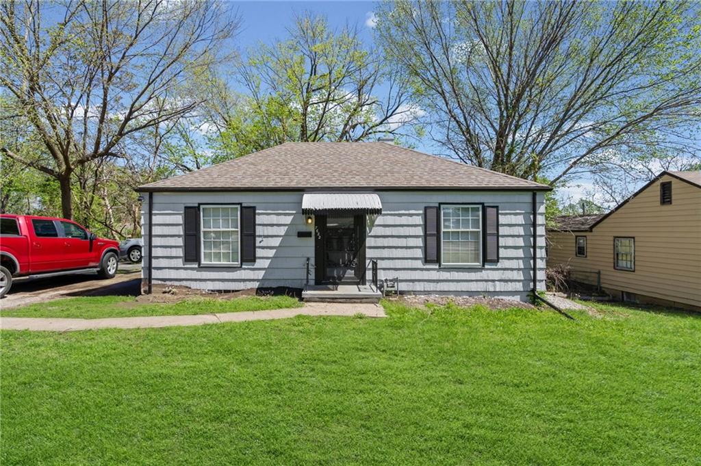 7622 Sni -A- Bar Road, Kansas City, MO 64129
