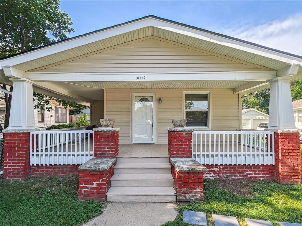 10117 E 10th Street, Independence, MO 64053