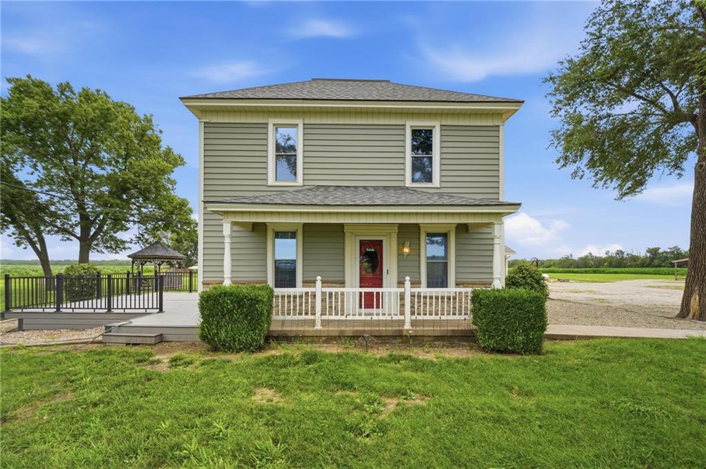 2171 Eisenhower Road, Ottawa, KS 66067