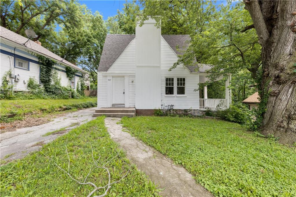 9617 E Independence Avenue, Independence, MO 64053