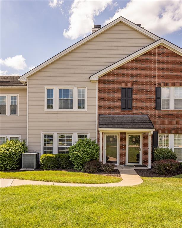 11603 Tomahawk Creek Parkway, Leawood, KS 66211
