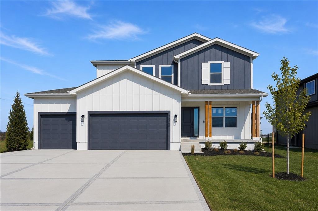 13458 W 179th Terrace, Overland Park, KS 66013