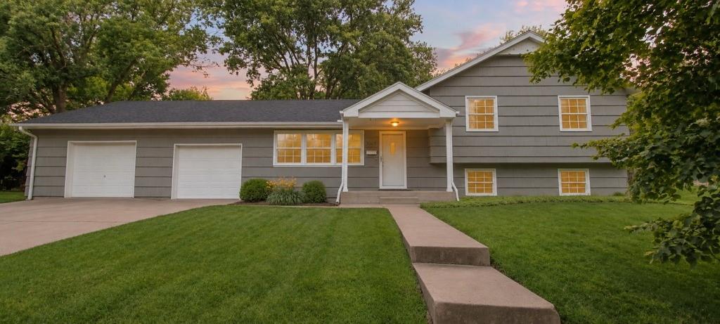 1604 NE 60th Terrace, Gladstone, MO 64118