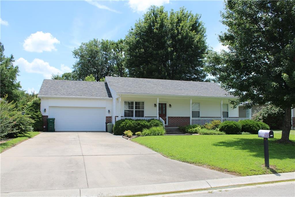 1006 Amber Drive, Pittsburg, KS 66762