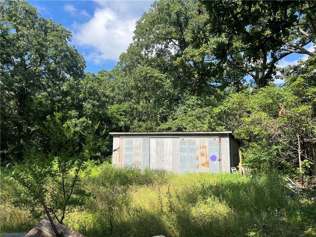 647 NE 185 PVT Road, Osceola, MO 64776