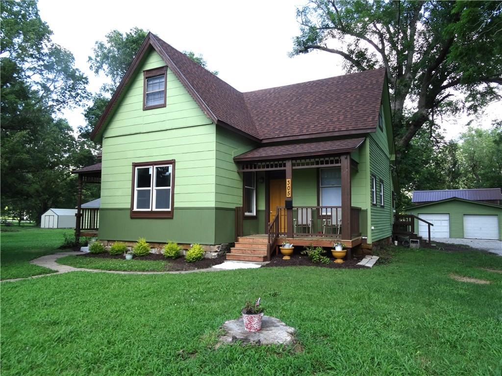 305 S Mechanic Street, Butler, MO 64730