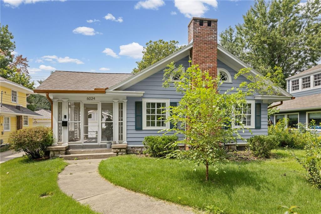 6024 OAK Street, Kansas City, MO 64113
