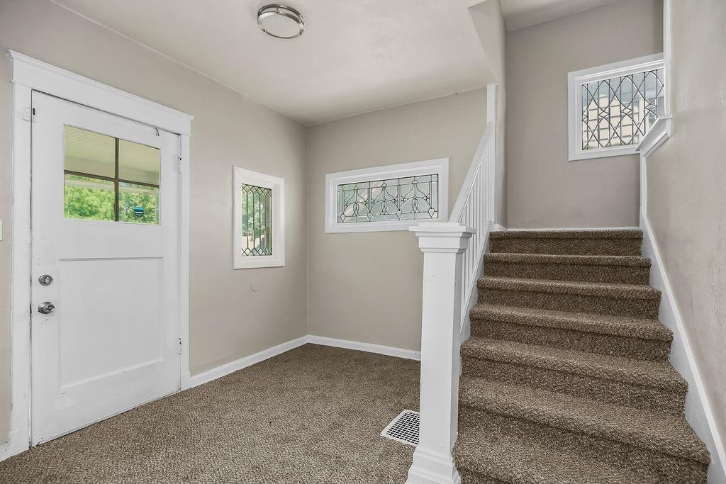 1613 Poplar Avenue, Kansas City, MO 64127