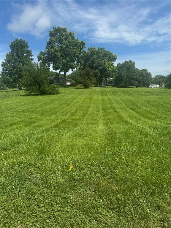 4311 Hidden Valley Drive, St Joseph, MO 64506