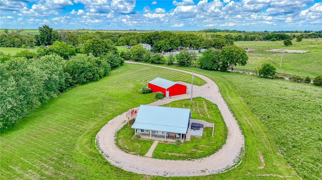 938 SW 13 Highway, Leeton, MO 64761