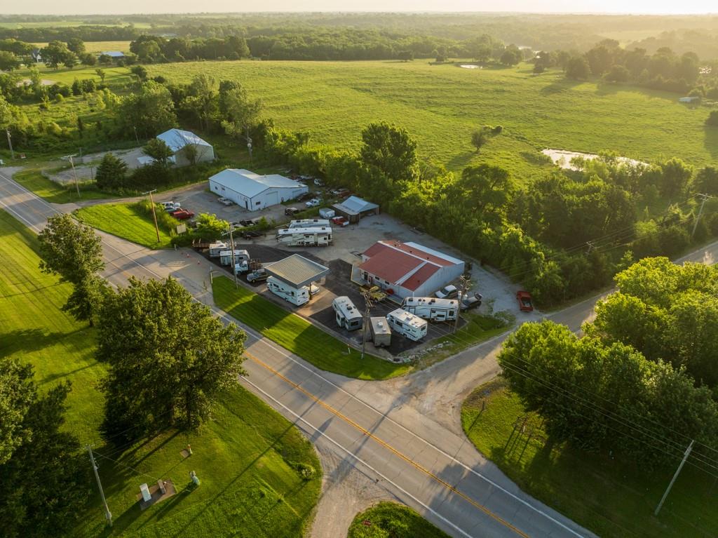 23621 S 291 Highway, Harrisonville, MO 64701