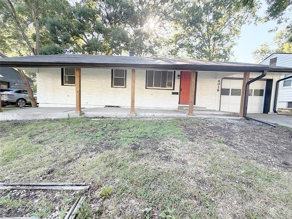 4016 S Spring Street, Independence, MO 64055