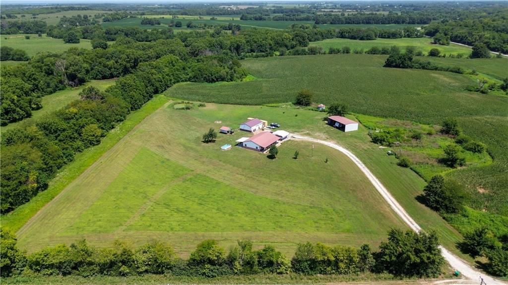 1581 100th Road, Urich, MO 64788