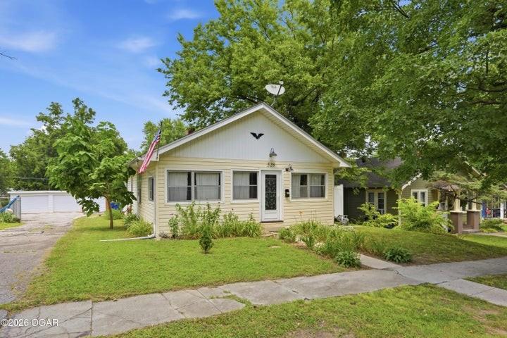 528 E 15th Street, Baxter Springs, KS 66713
