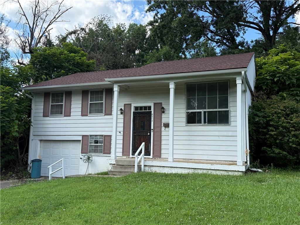 8512 E 91st Street, Kansas City, MO 64138