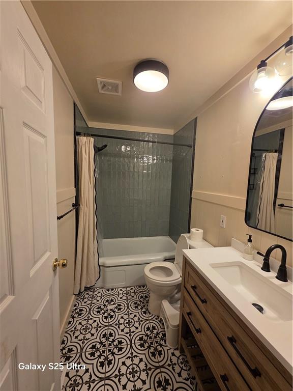 4248 NE Kelsey Road, Kansas City, MO 64116
