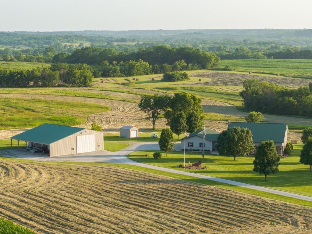 15807 LIV 312 Road, Chillicothe, MO 64601