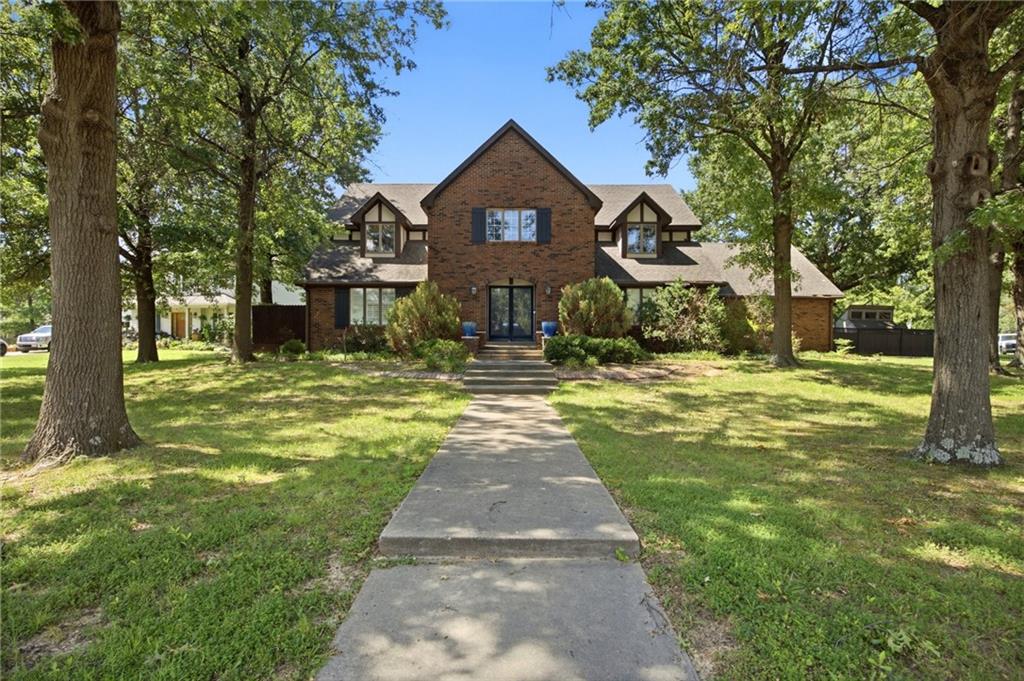 2204 S Taylor Street, Pittsburg, KS 66762