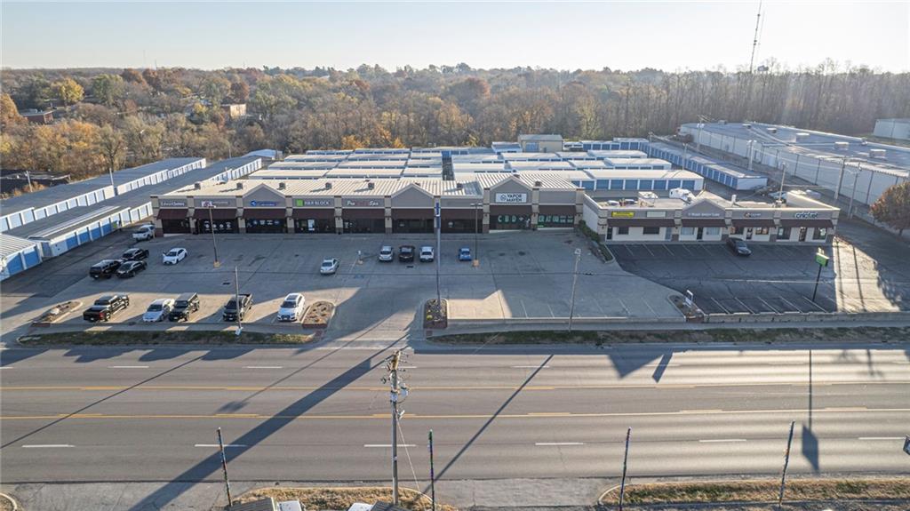 3007 S Belt Highway, St Joseph, MO 64503