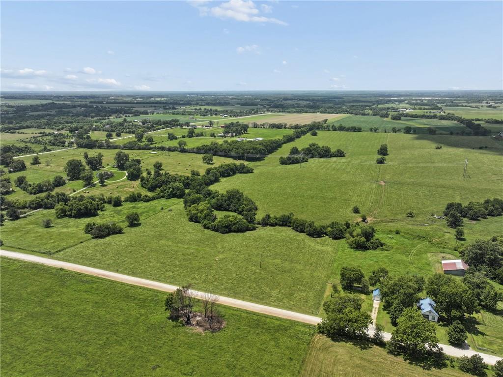 00001 Mission Belleview Road, Louisburg, KS 66053