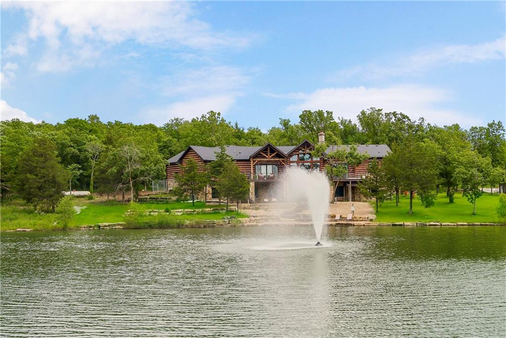 30700 W 102nd Street, De Soto, KS 66018