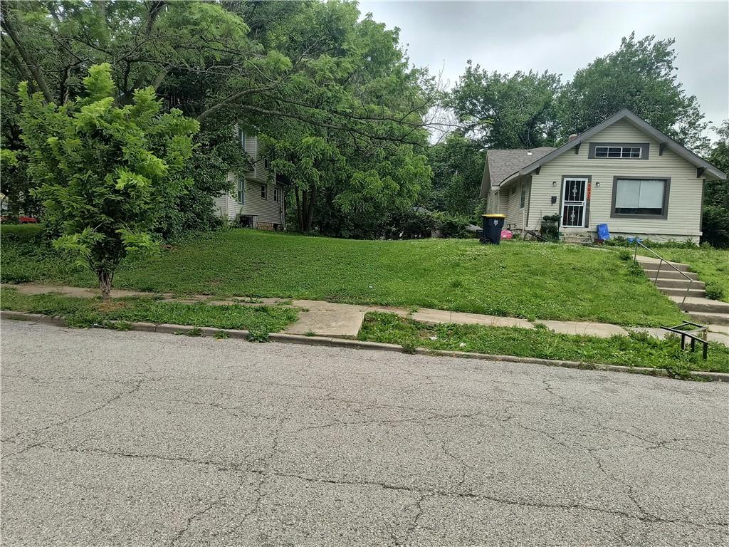5534 Michigan Avenue, Kansas City, MO 64130
