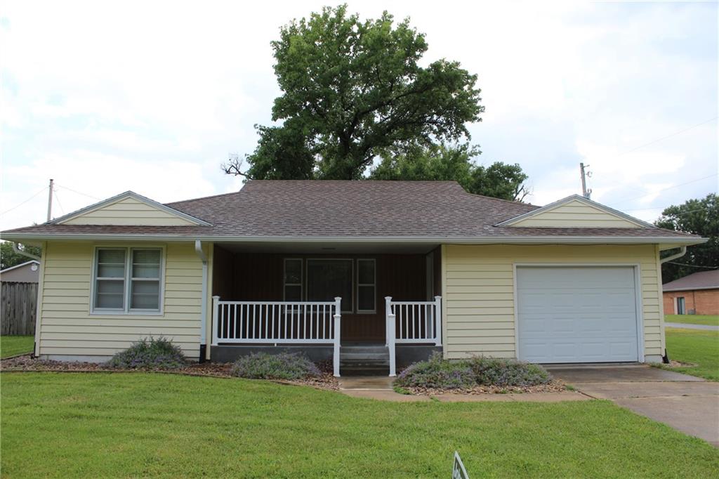 1103 Signor Street, Humboldt, KS 66748