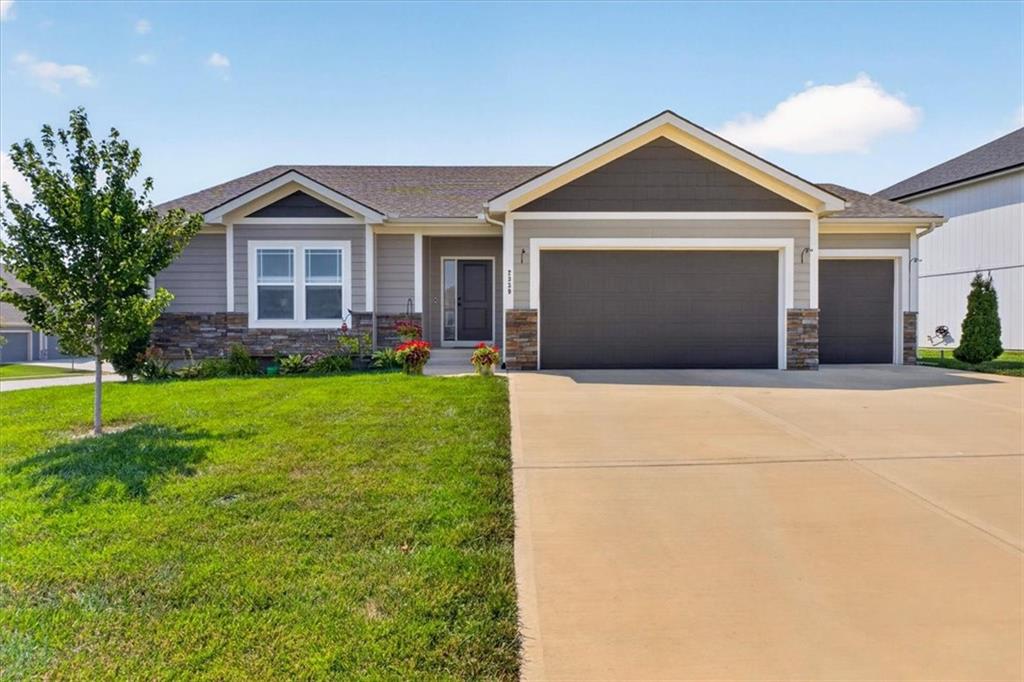2339 NE Skopelos Court, Grain Valley, MO 64029