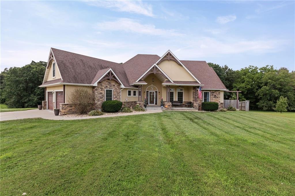 564 NW 41 Road, Warrensburg, MO 64093