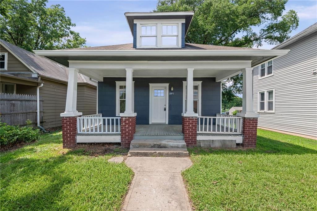 1107 N 13th Street, Leavenworth, KS 66048