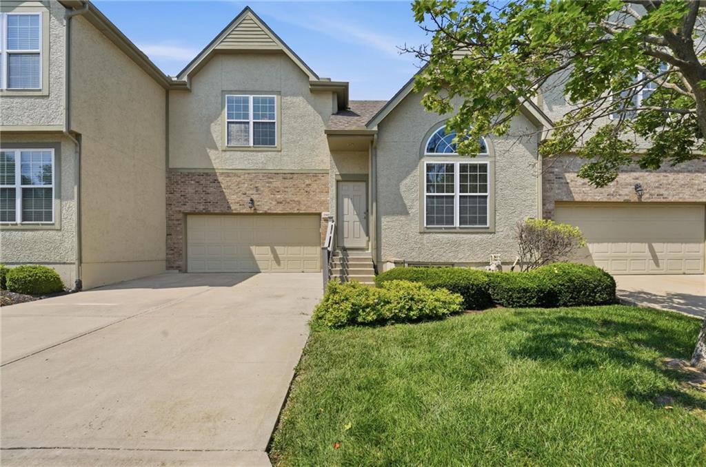 15608 W 61 Terrace, Shawnee, KS 66217