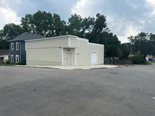 2501 S Ferree Street, Kansas City, KS 66103