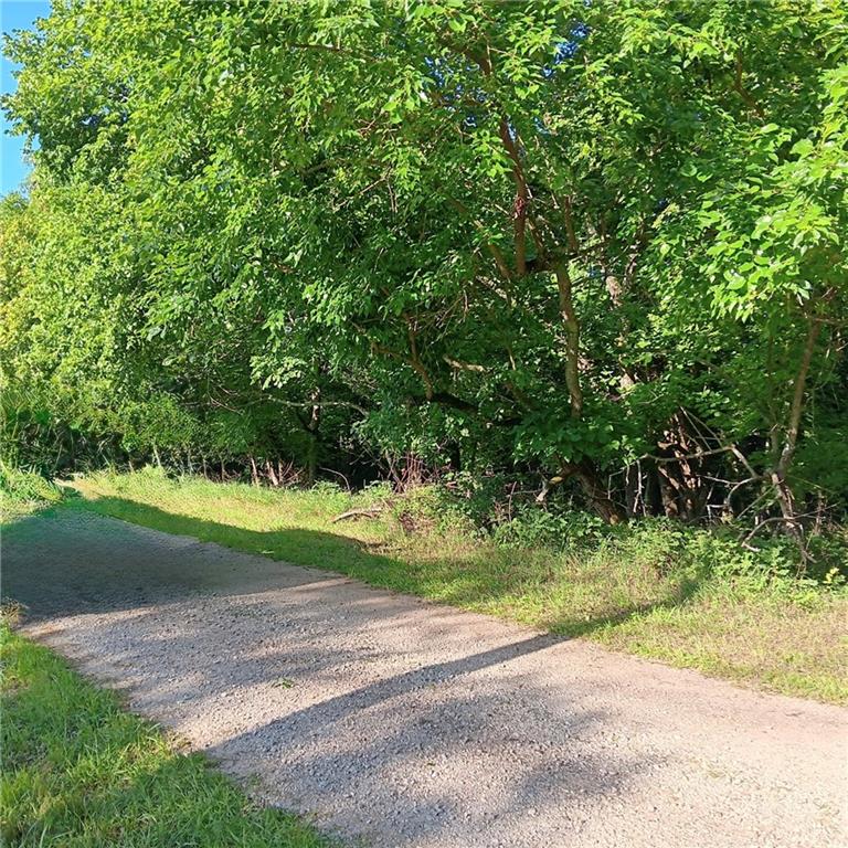 89 and 93 Kansas Drive, Linn Valley, KS 66040