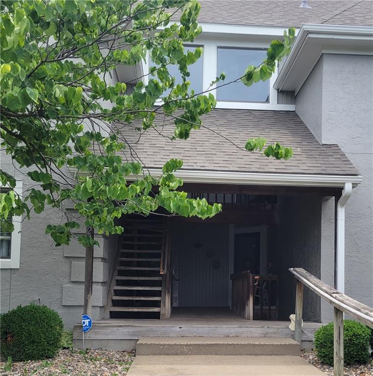 13723 W 58th Terrace, Shawnee, KS 66216